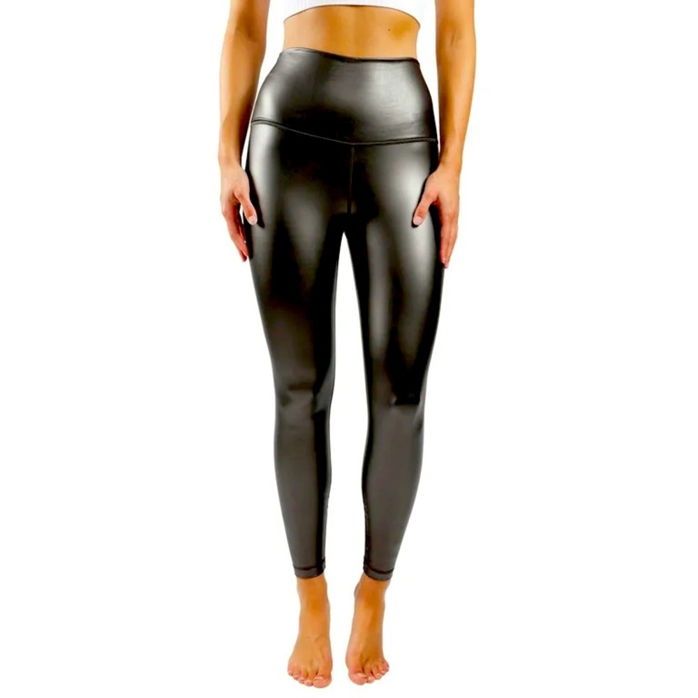 NWT 90 Degree by Reflex medium gray Leatherette Super High Rise Leggings pants